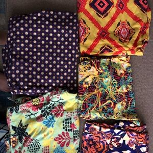 5 pairs of TC leggings Lularoe